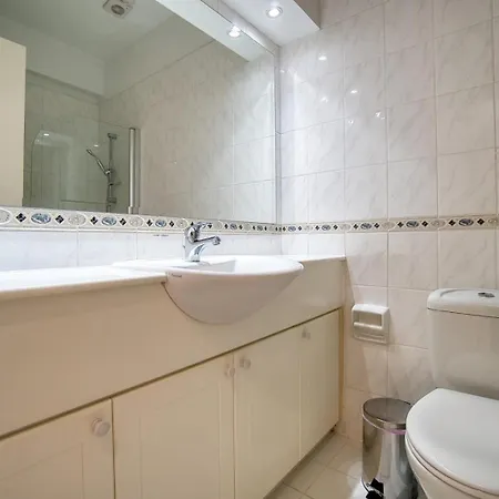 Limnaria Gardens B 103 Пафос