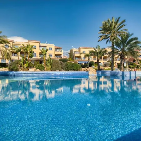 Limnaria Gardens B 103 Апартаменты Пафос