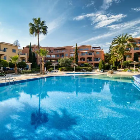 Limnaria Gardens B 103 *